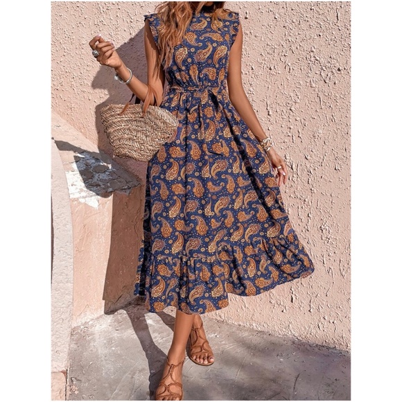 Boho Paisley Floral Print Sleeveless Dress - Picture 3 of 5